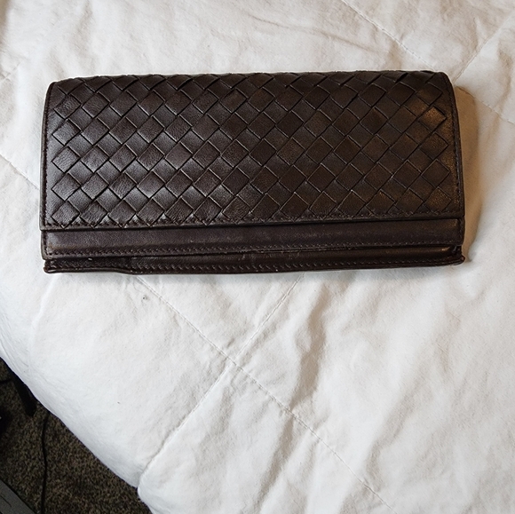 SOLD. Bottega Veneta long wallet - Picture 7 of 16